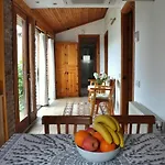 Garden House Tatil Evi *