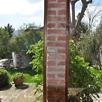 Garden House Tatil Evi
