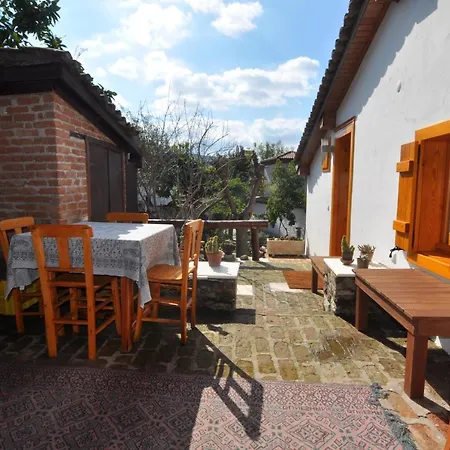 بيت للعطل Garden House سلجوك