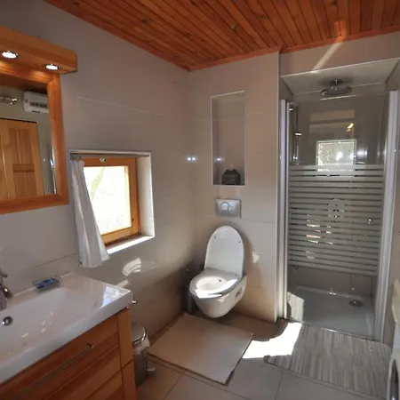 بيت للعطل Garden House